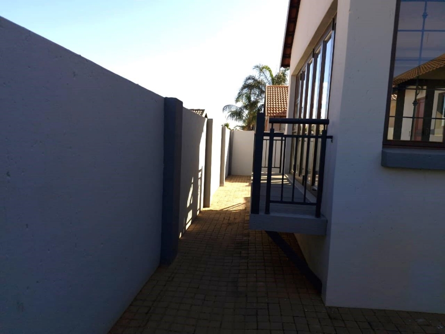 3 Bedroom Property for Sale in Melodie North West